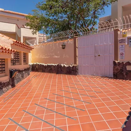 アパート La Chayofa